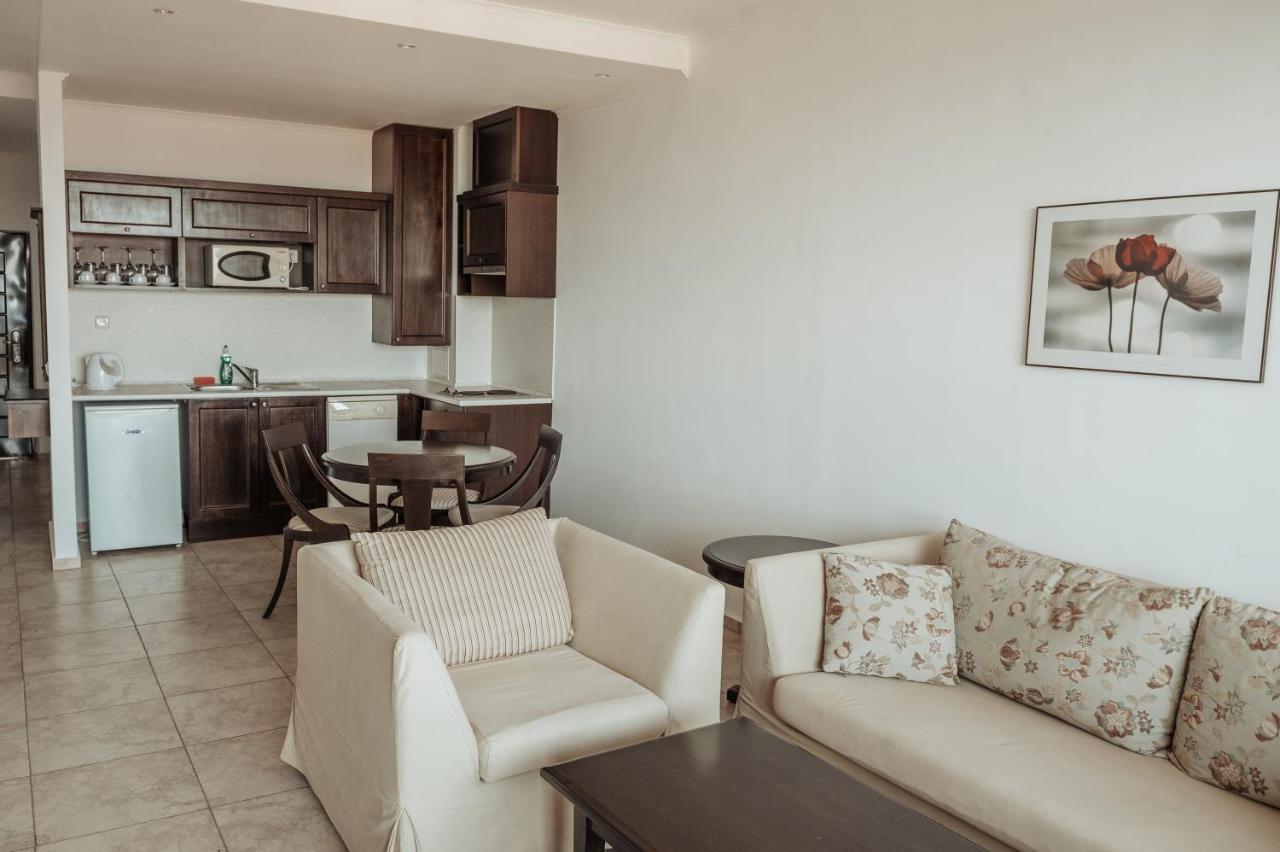 The Cliff Beach Apartments Obzor Luaran gambar