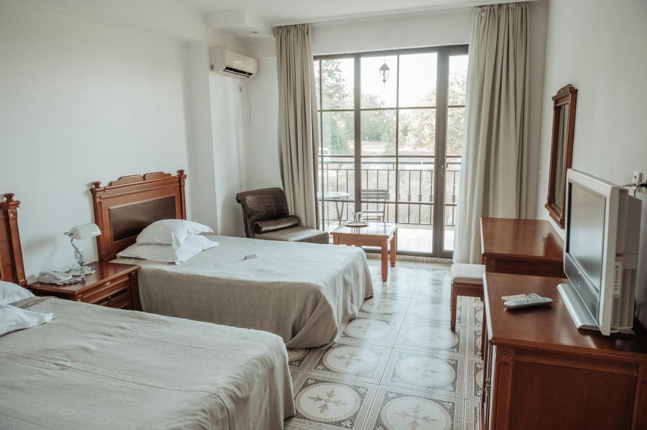 The Cliff Beach Apartments Obzor Luaran gambar