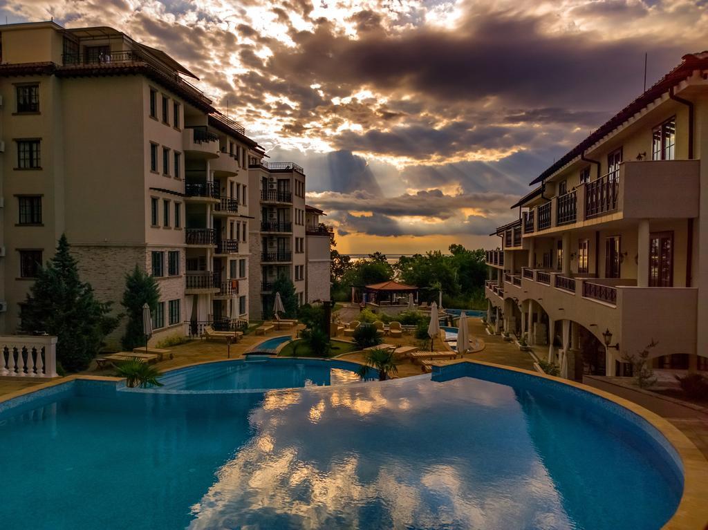 The Cliff Beach Apartments Obzor Luaran gambar