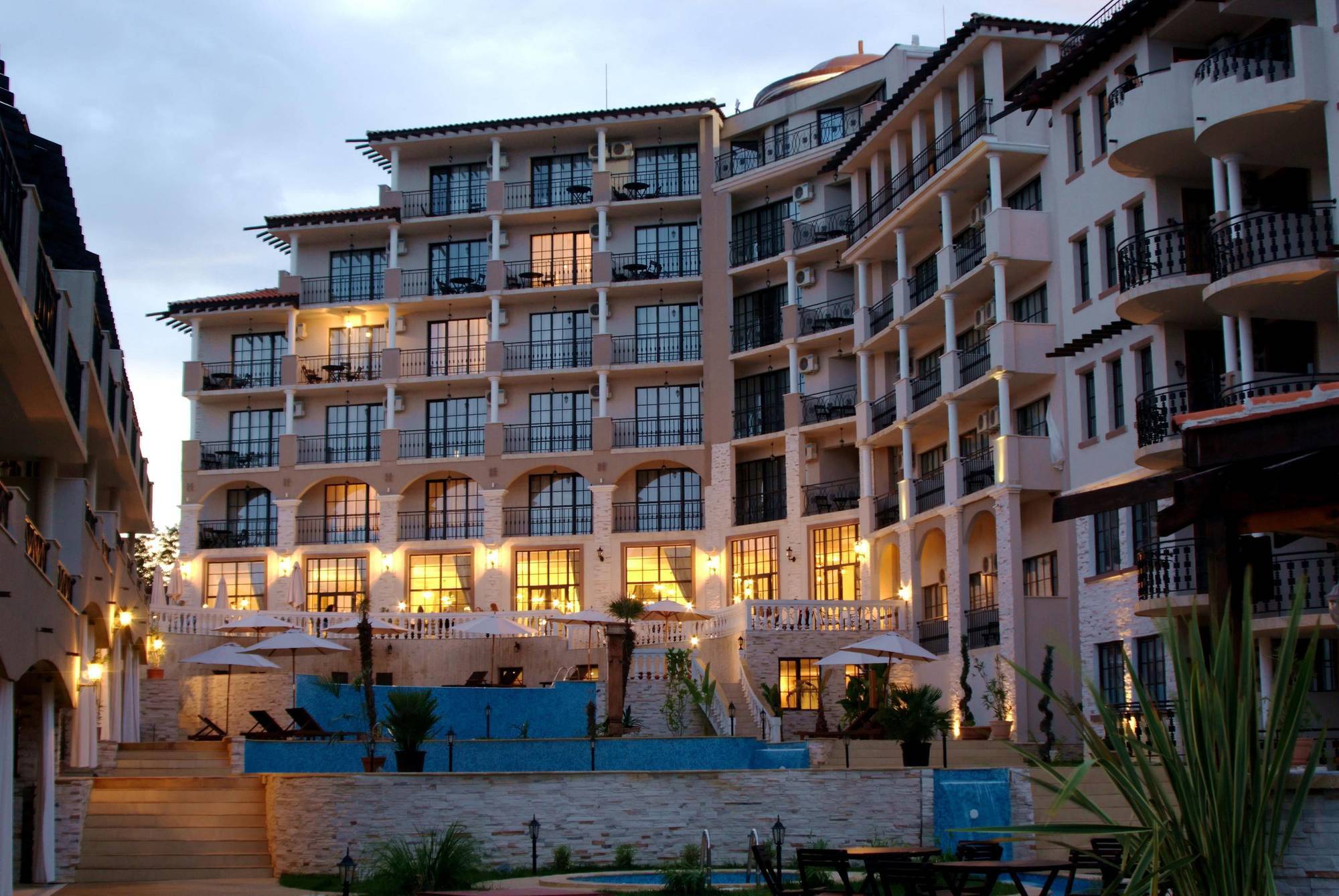 The Cliff Beach Apartments Obzor Luaran gambar
